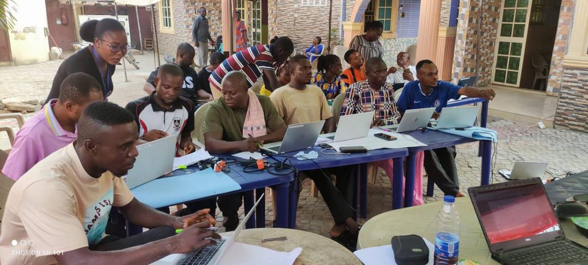 Nigerian Bible Translation Trust team with participants during phonetics training at the community level.